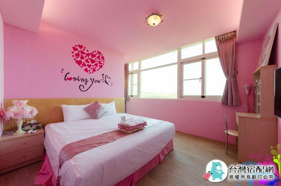 Splendid Flora B&B Хенгчун Экстерьер фото